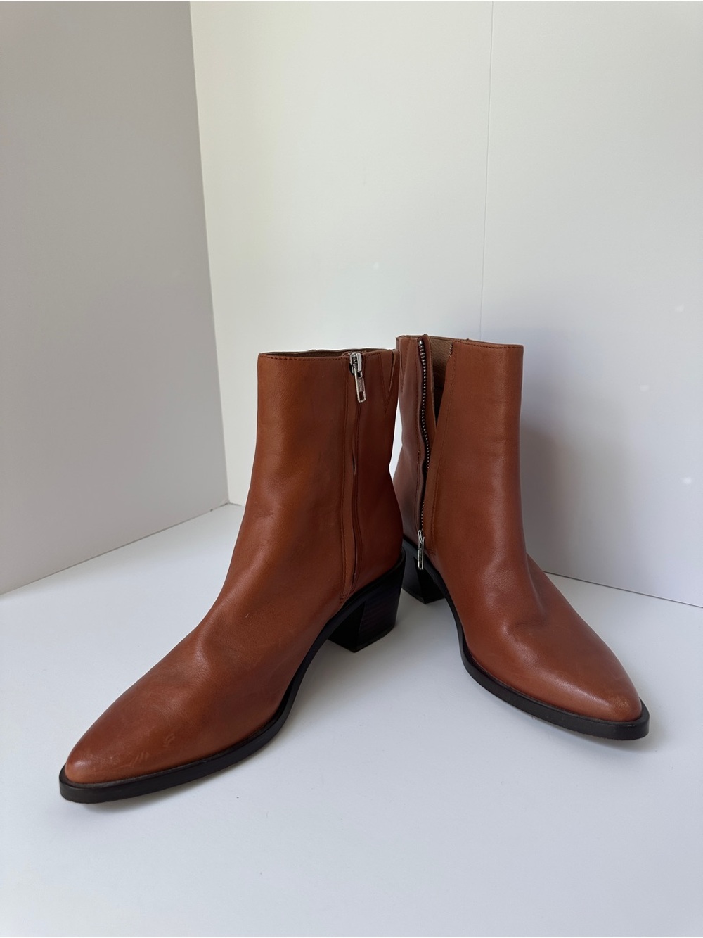 Madewell -The Darcy Ankle Boot in Leather 8.5